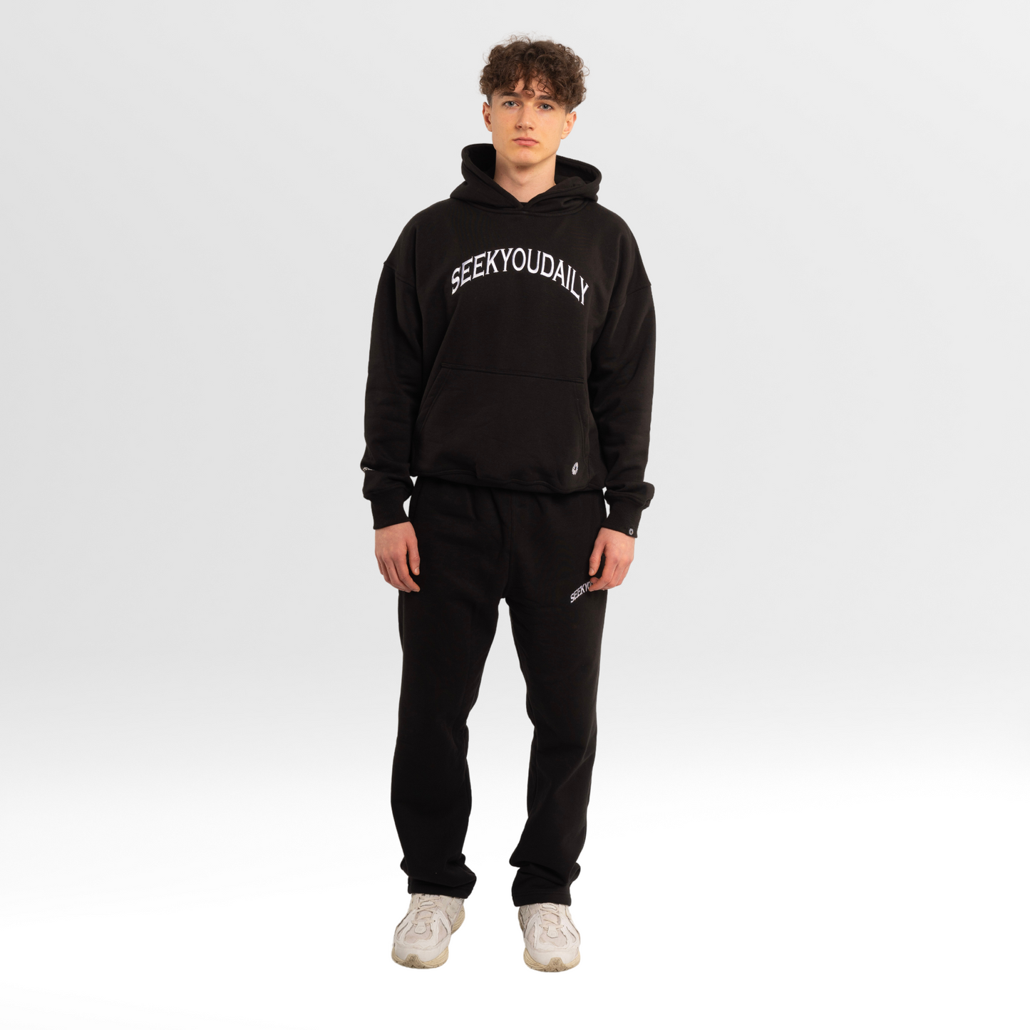 NO FEAR IN LOVE OVERSIZE HOODIE - BLACK