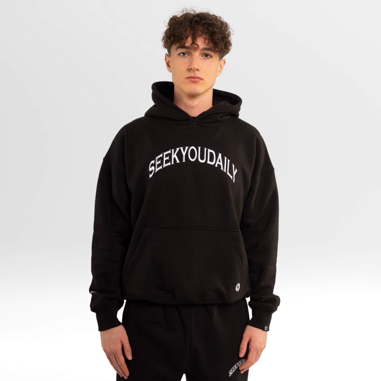 NO FEAR IN LOVE OVERSIZE HOODIE - BLACK