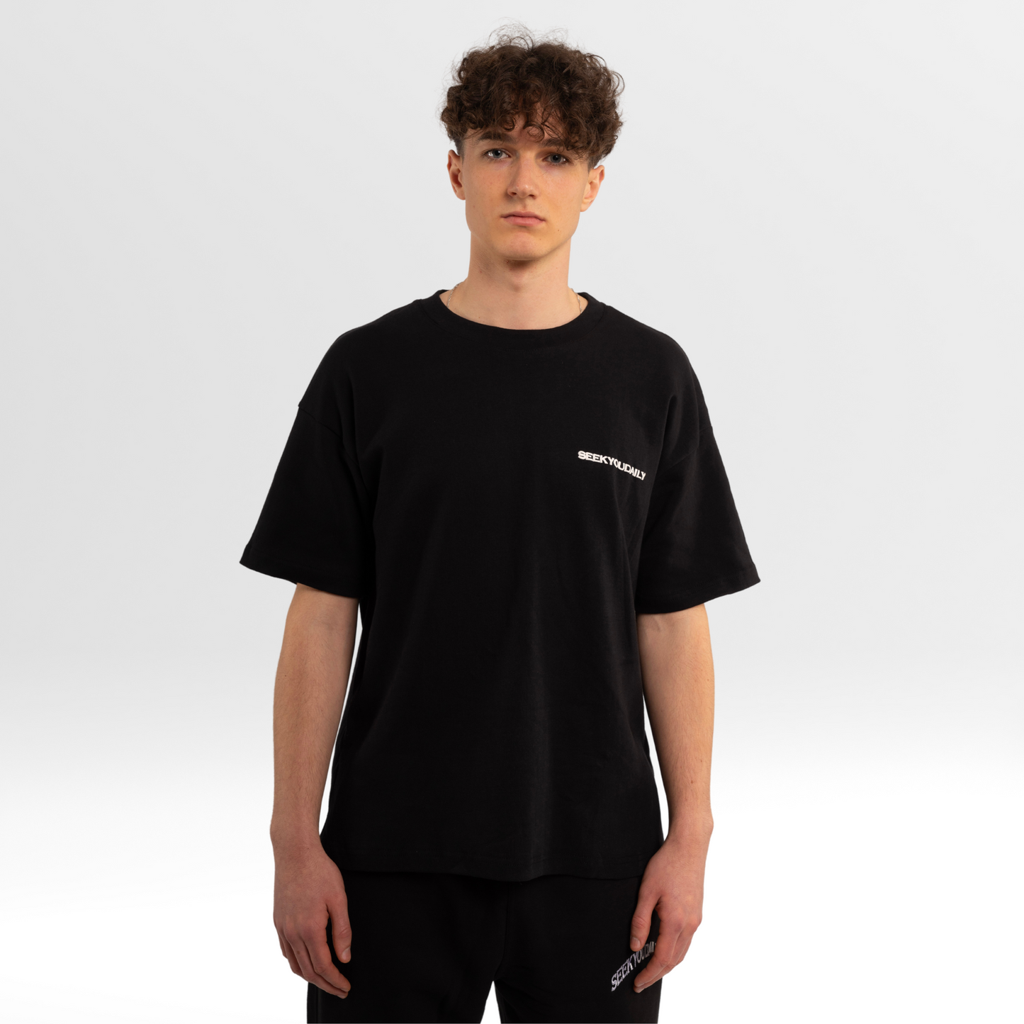 NO FEAR IN LOVE OVERSIZE SHIRT - BLACK